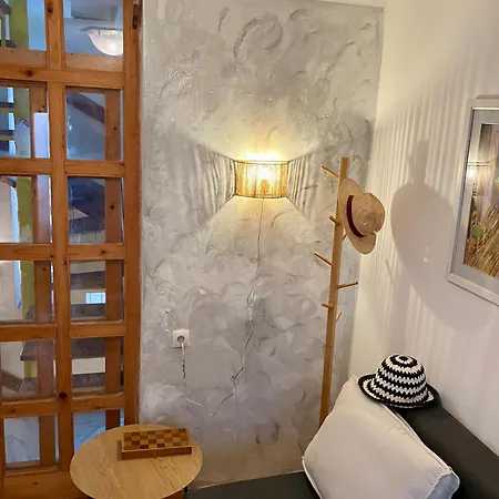 Apartament Little House
