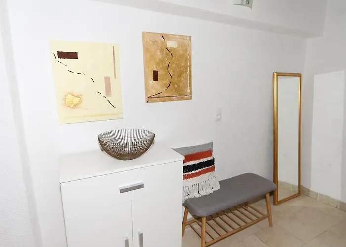 Little House Апартаменты